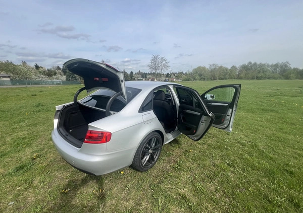 Audi A4 cena 36500 przebieg: 281000, rok produkcji 2011 z Niemcza małe 466
